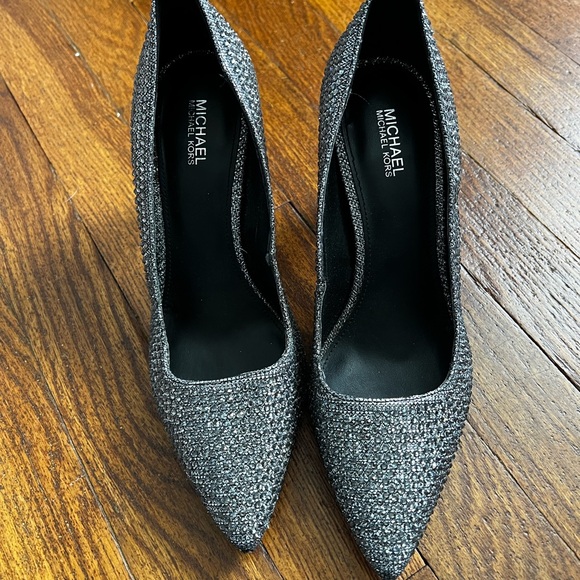 Michael Kors Glittering Silver Heels - Picture 1 of 9